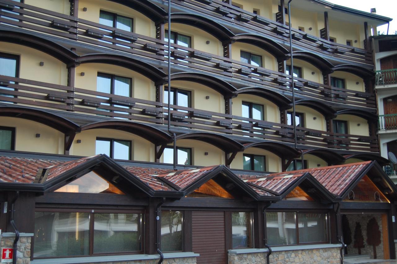 National Park Hotel & Spa Cotronei Екстер'єр фото