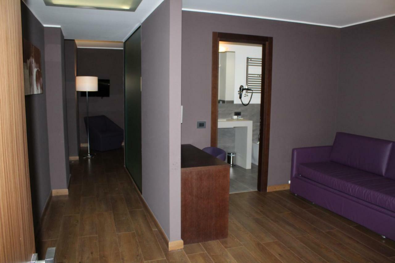 National Park Hotel & Spa Cotronei Екстер'єр фото